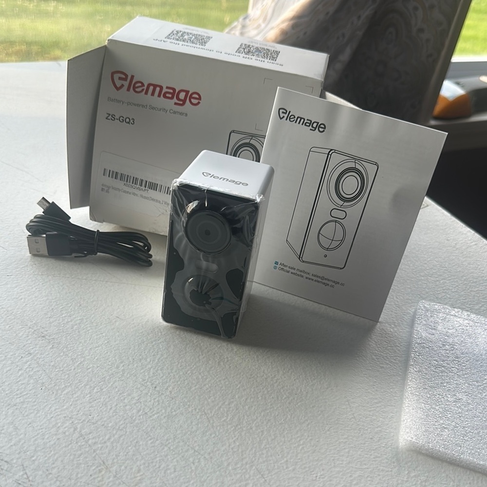 NEW Elemage Security Camera with Accessories